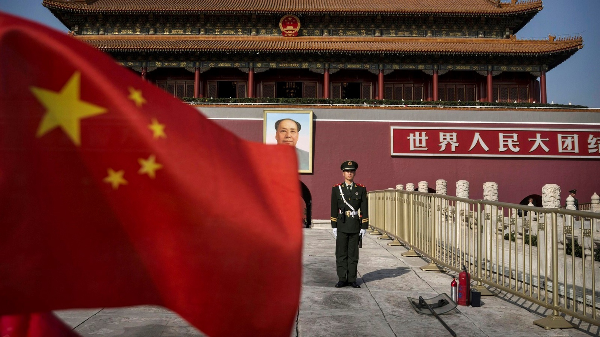 China’s Faltering Recovery Adds to Global Growth Risks