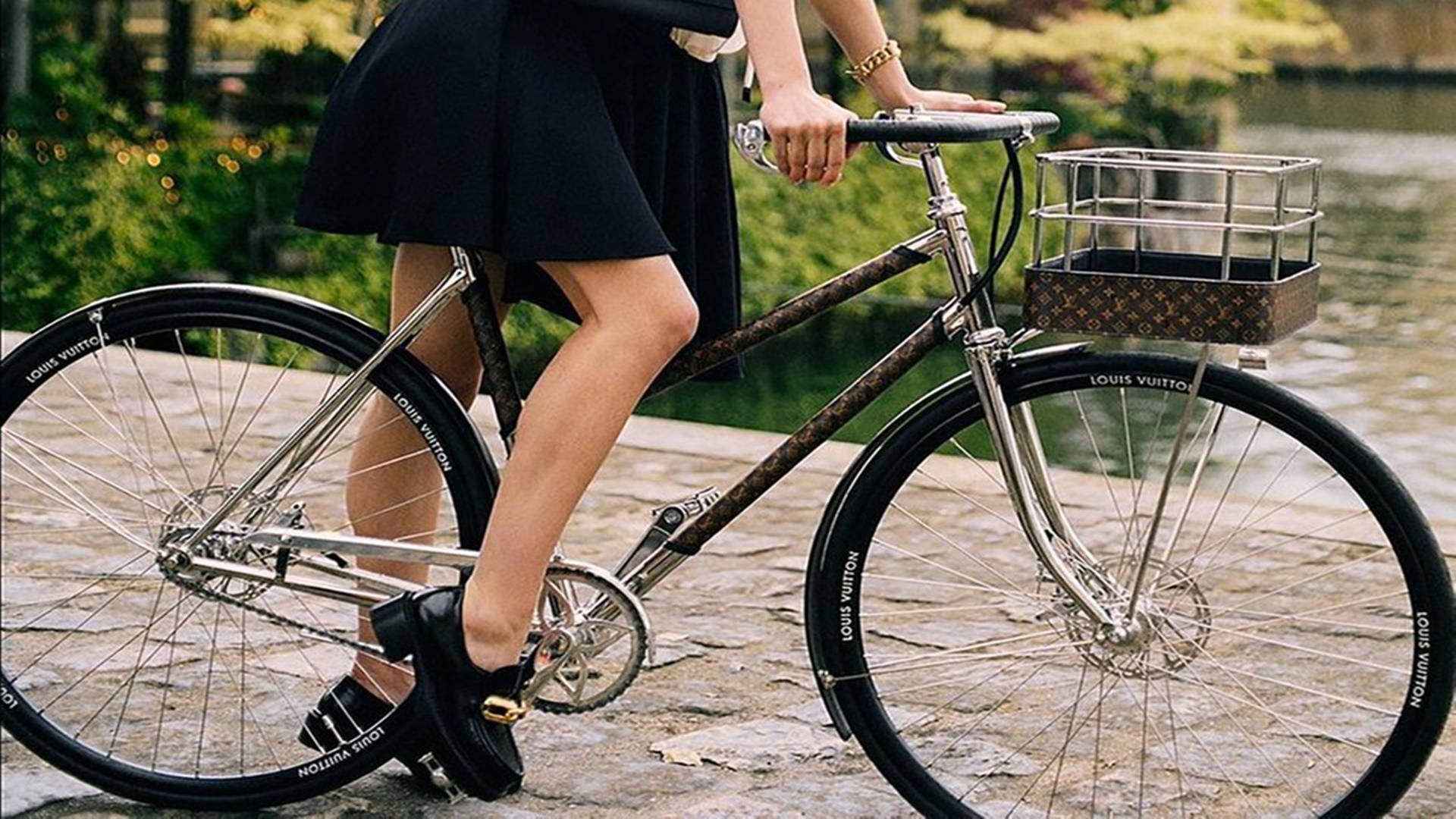 Louis Vuitton’s $ 28,900 Bike