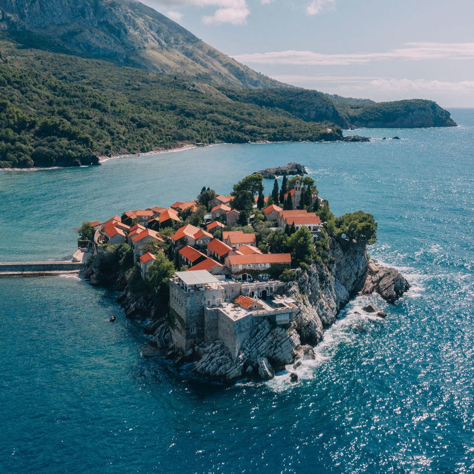 Ultra-Luxe Vacations For The Rich And Discreet