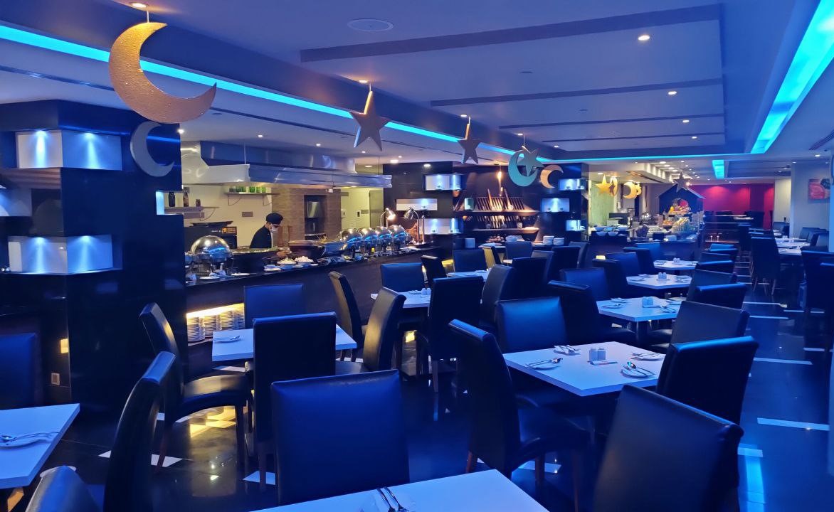Melia Kuala Lumpur’s “Ala-Ala Warung” Ramadan Buffet
